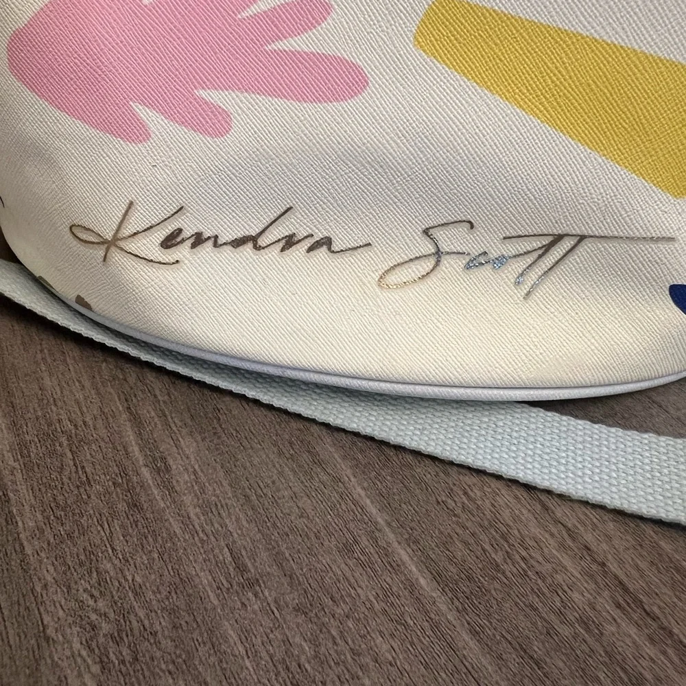 Kendra Scott Insulated Cooler Bag. Multicolor. Used - Picture 11 of 11